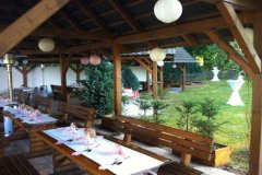 Hospoda_u_Snokhouse__Frantiskov__Suchdol